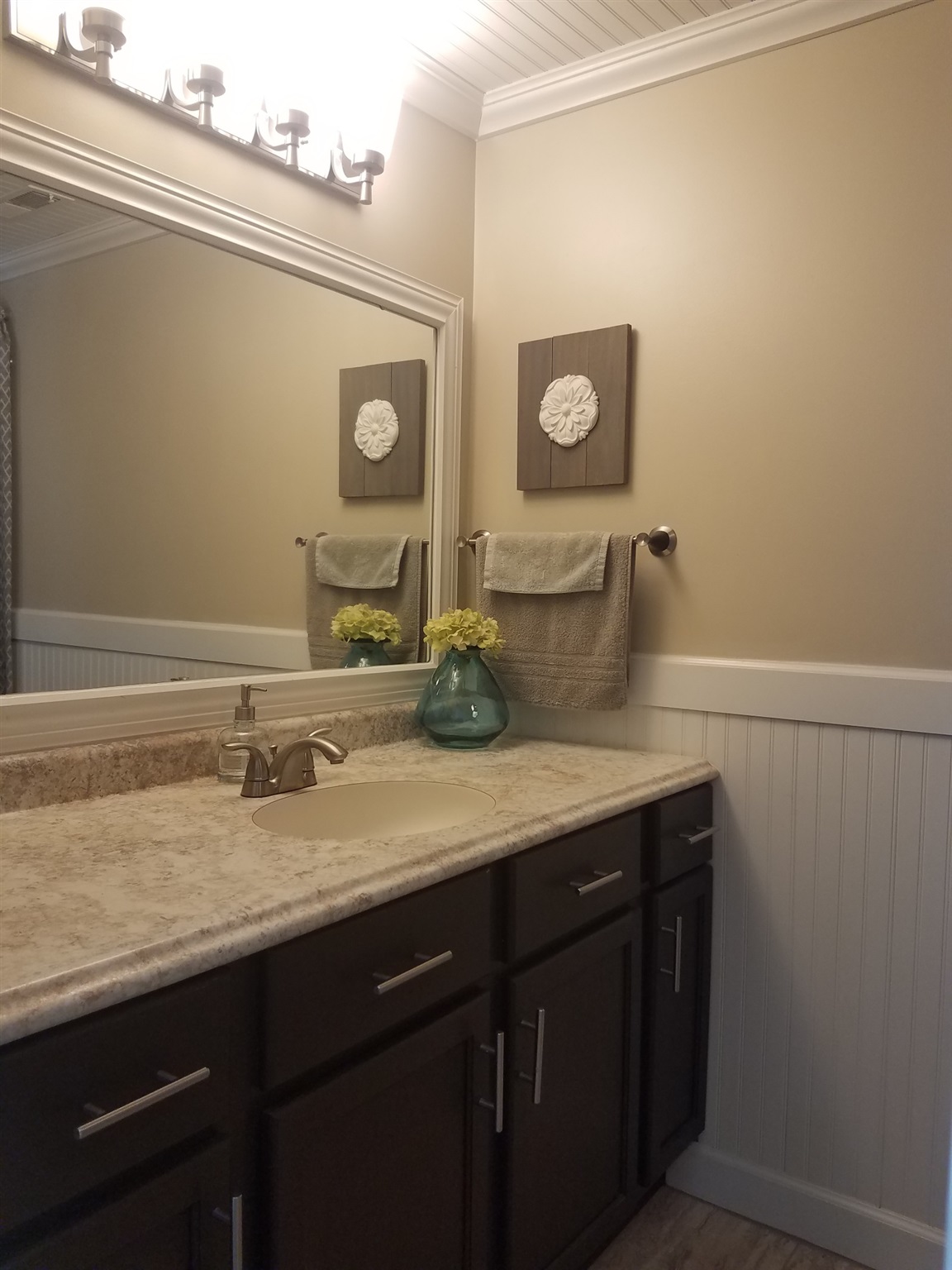2300 North Rangeline Road Huntington, IN 46750 - Photo 20 of 33 Gallery Image 20