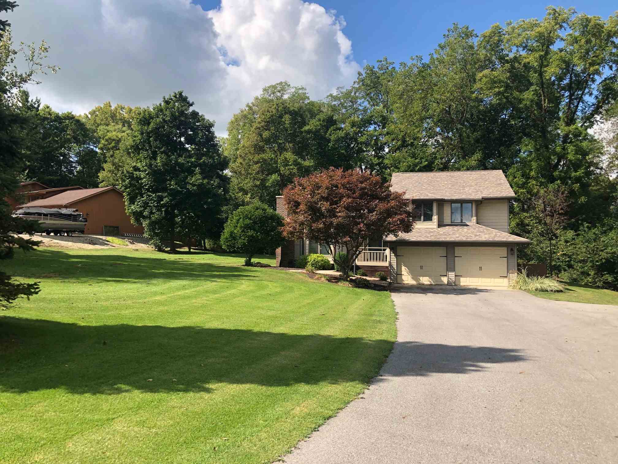 2300 North Rangeline Road Huntington, IN 46750 - Photo 26 of 33 Gallery Image 26