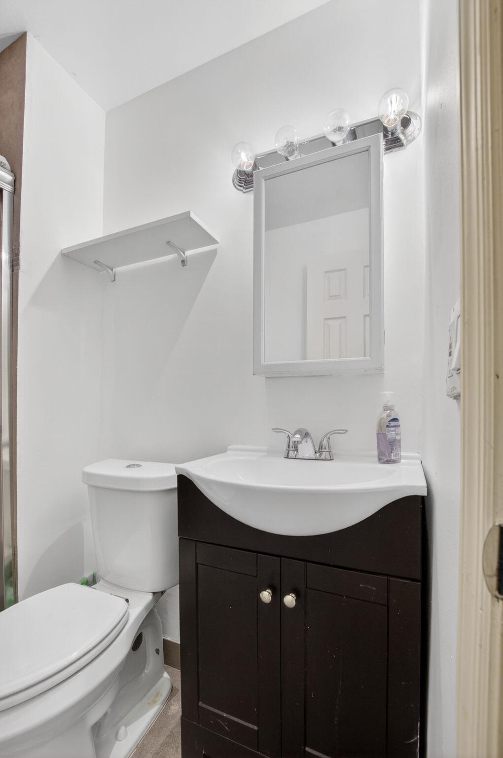 9734 Alaska Circle Boca Raton, FL 33434 - Photo 16 of 25 Primary Bath
