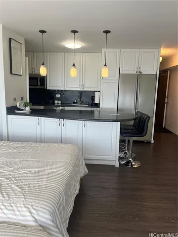 $2,650 | 1778 Ala Moana Boulevard, Unit 3910, Honolulu, HI 96815