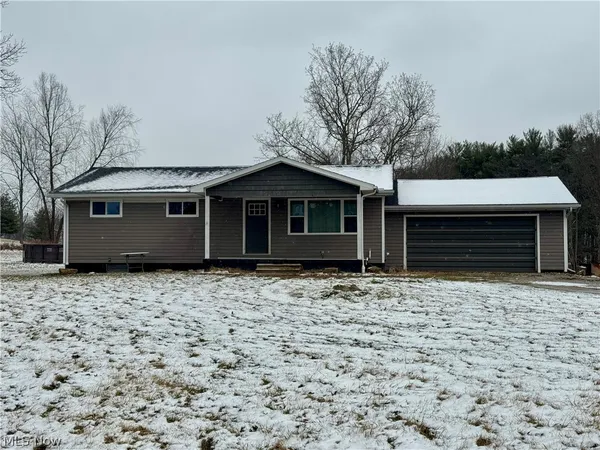 $305,000 | 470 Nel-Da-Mar Drive, New Concord, OH 43762