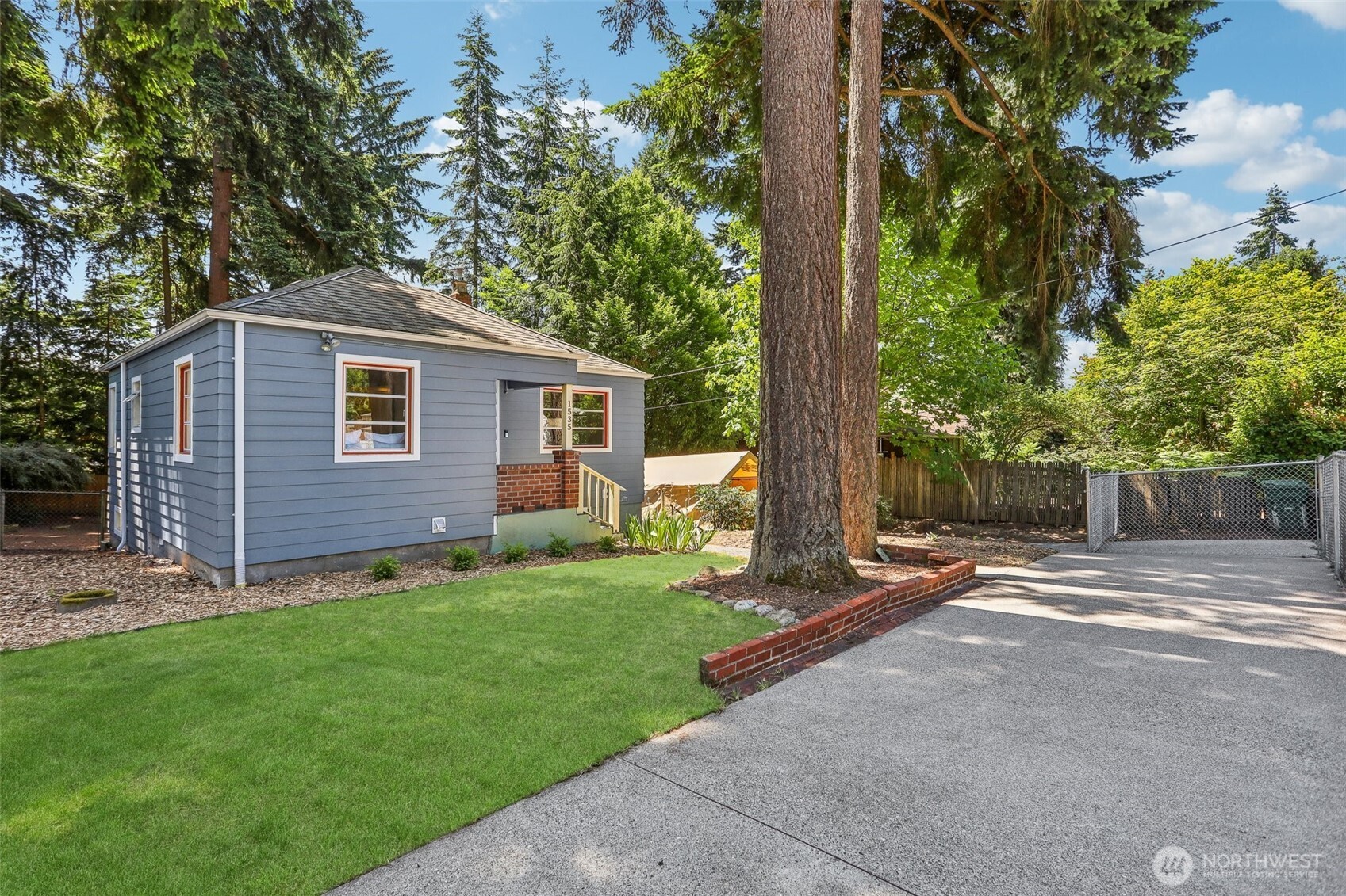 1535 Northeast 107th St  