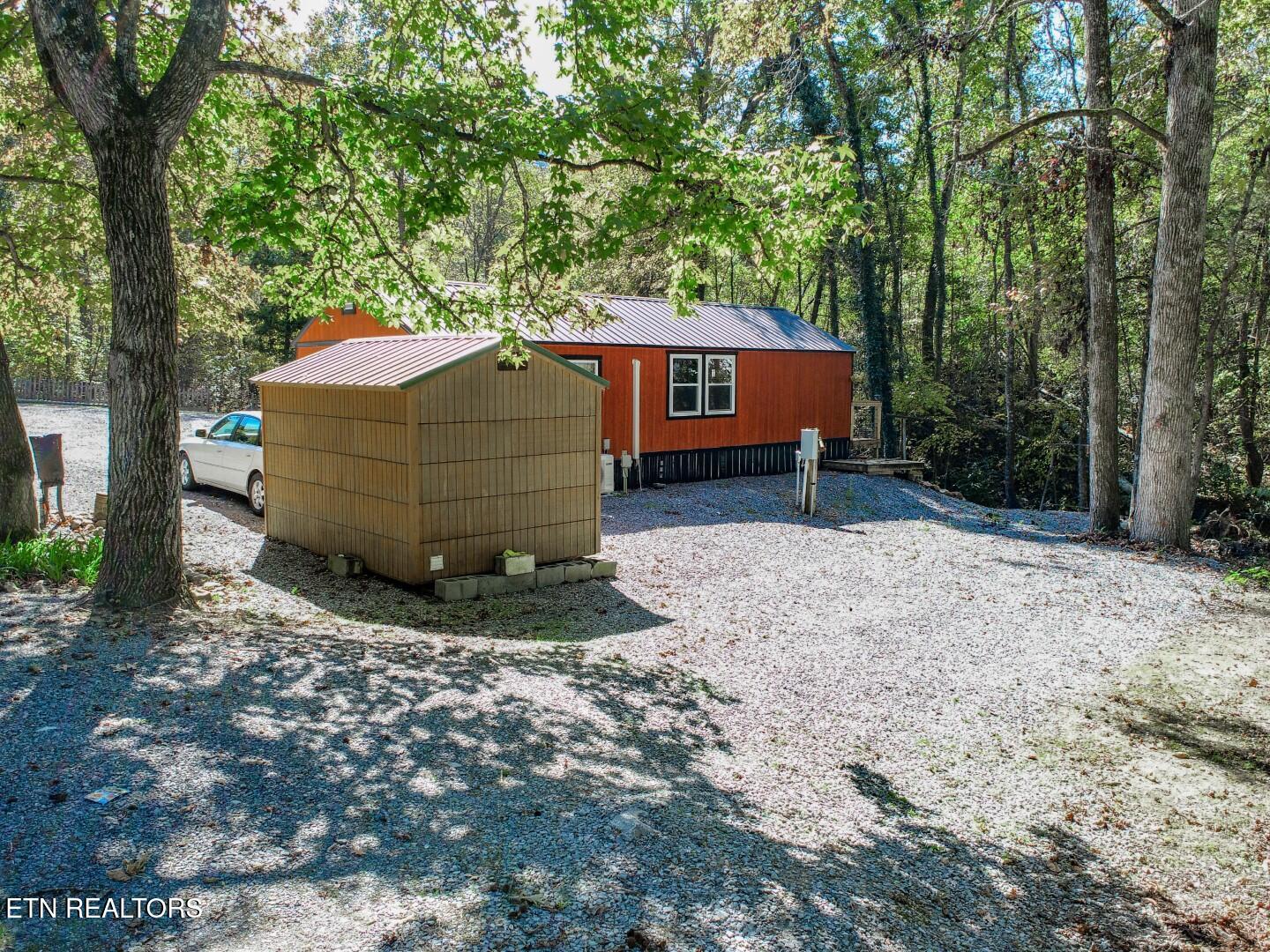 2283 Upper Rinehart Road Dandridge, TN 37725 - Photo 15 of 39 15