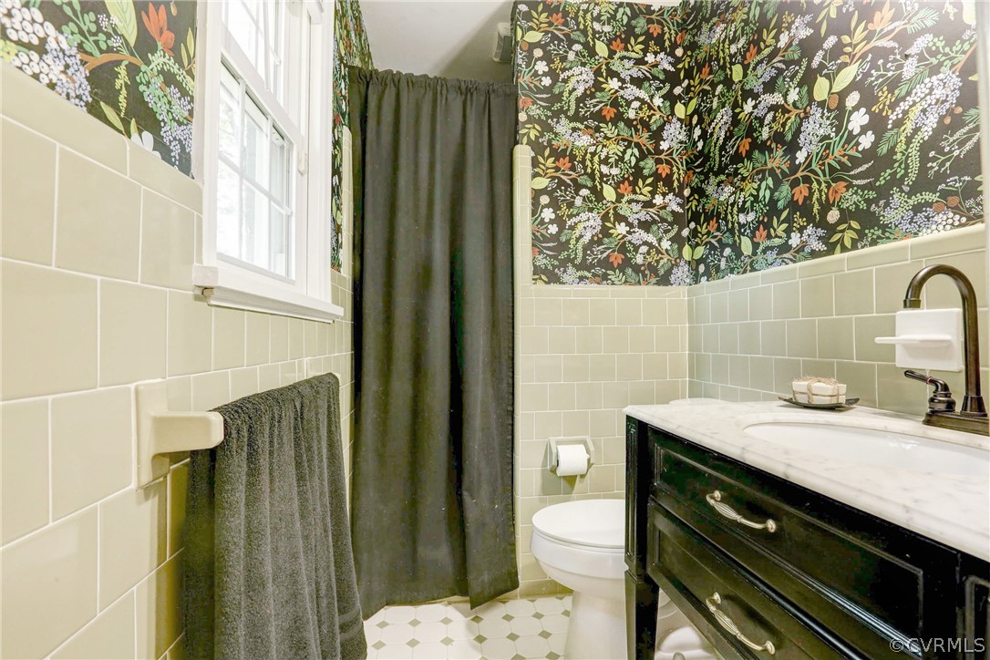 8335 Old Roxbury Road Quinton, VA 23141 - Photo 28 of 36 Master Bath