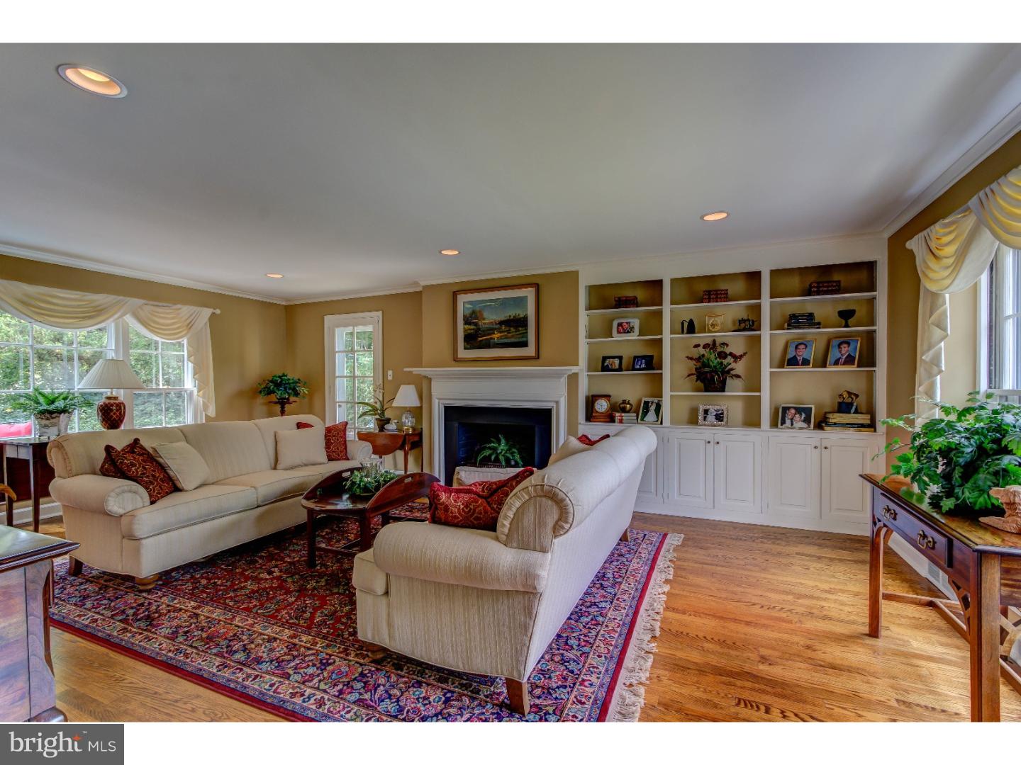 442 Timber Lane Devon, PA 19333 - Photo 5 of 23 Gallery Image 5