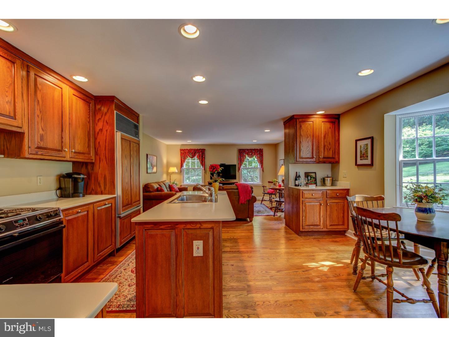 442 Timber Lane Devon, PA 19333 - Photo 9 of 23 Gallery Image 9