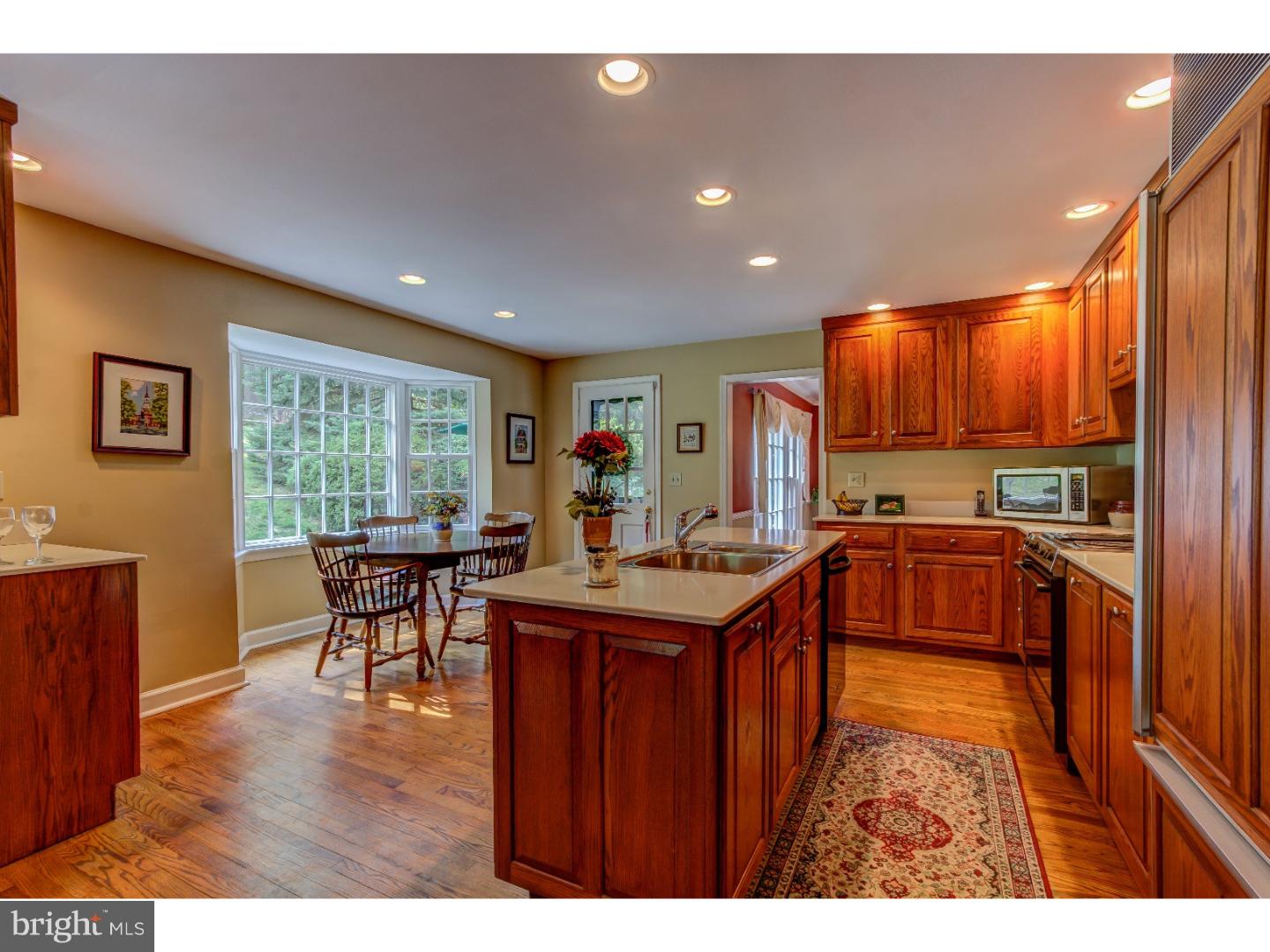 442 Timber Lane Devon, PA 19333 - Photo 10 of 23 Gallery Image 10