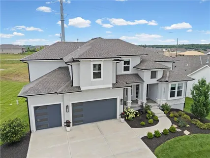 $950,000 | 15809 El Monte Street, Overland Park, KS 66224