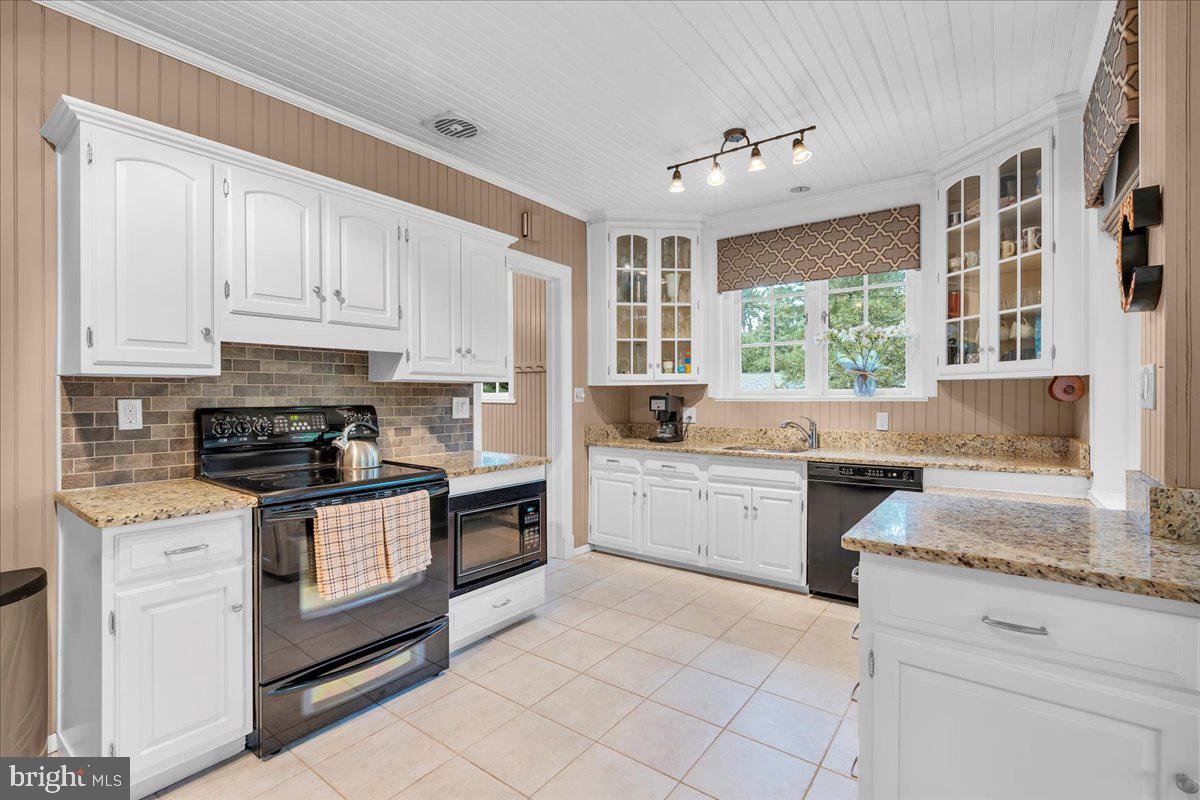 316 Chews Landing Road Haddonfield, NJ 08033 - Photo 14 of 55 Kitchen