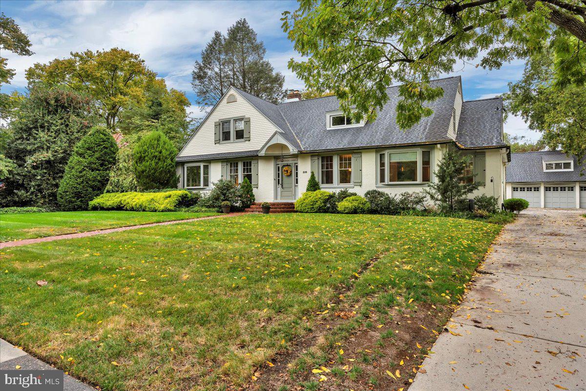 316 Chews Landing Road Haddonfield, NJ 08033 - Photo 3 of 55