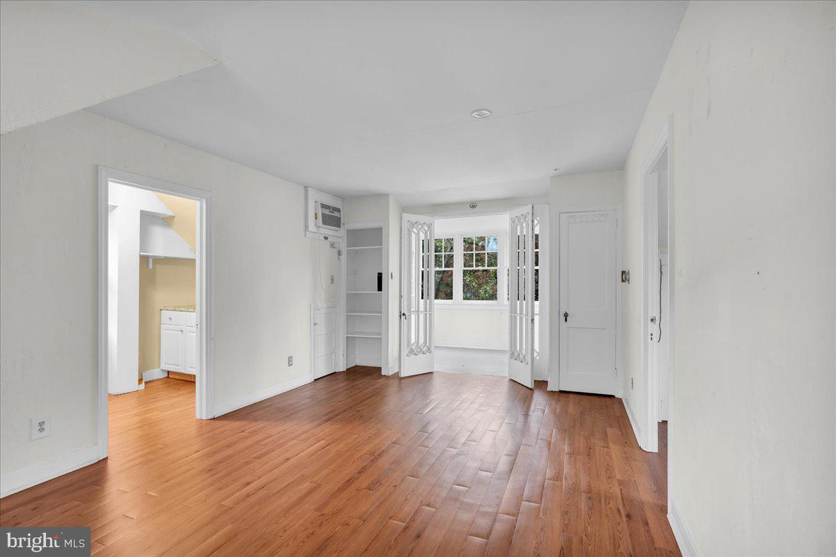 316 Chews Landing Road Haddonfield, NJ 08033 - Photo 47 of 55 Apartment - Family Room
