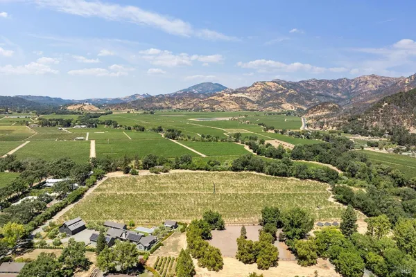 $7,900,000 | 1090 Bale Lane, Calistoga, CA 94515