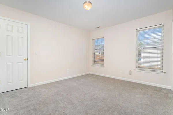 $270,000 | 3060 Camden Creek Drive, Raleigh, NC 27610