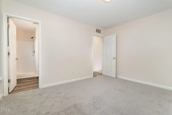 $270,000 | 3060 Camden Creek Drive, Raleigh, NC 27610