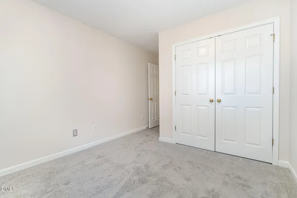 $270,000 | 3060 Camden Creek Drive, Raleigh, NC 27610