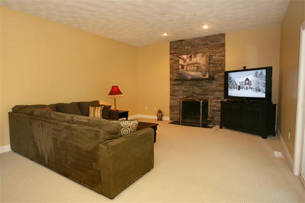 19 Parsons Hill Road Wenham, MA 01984 - Photo 7 of 21