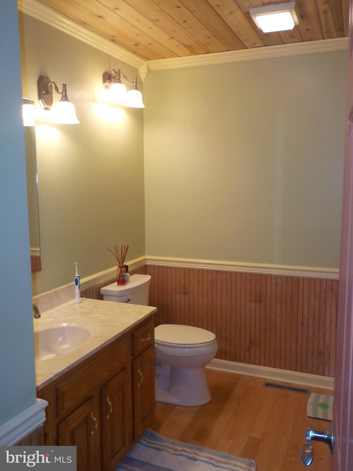 4181 Osborne Road Hurlock, MD 21643 - Photo 17 of 34 Guest bathroom