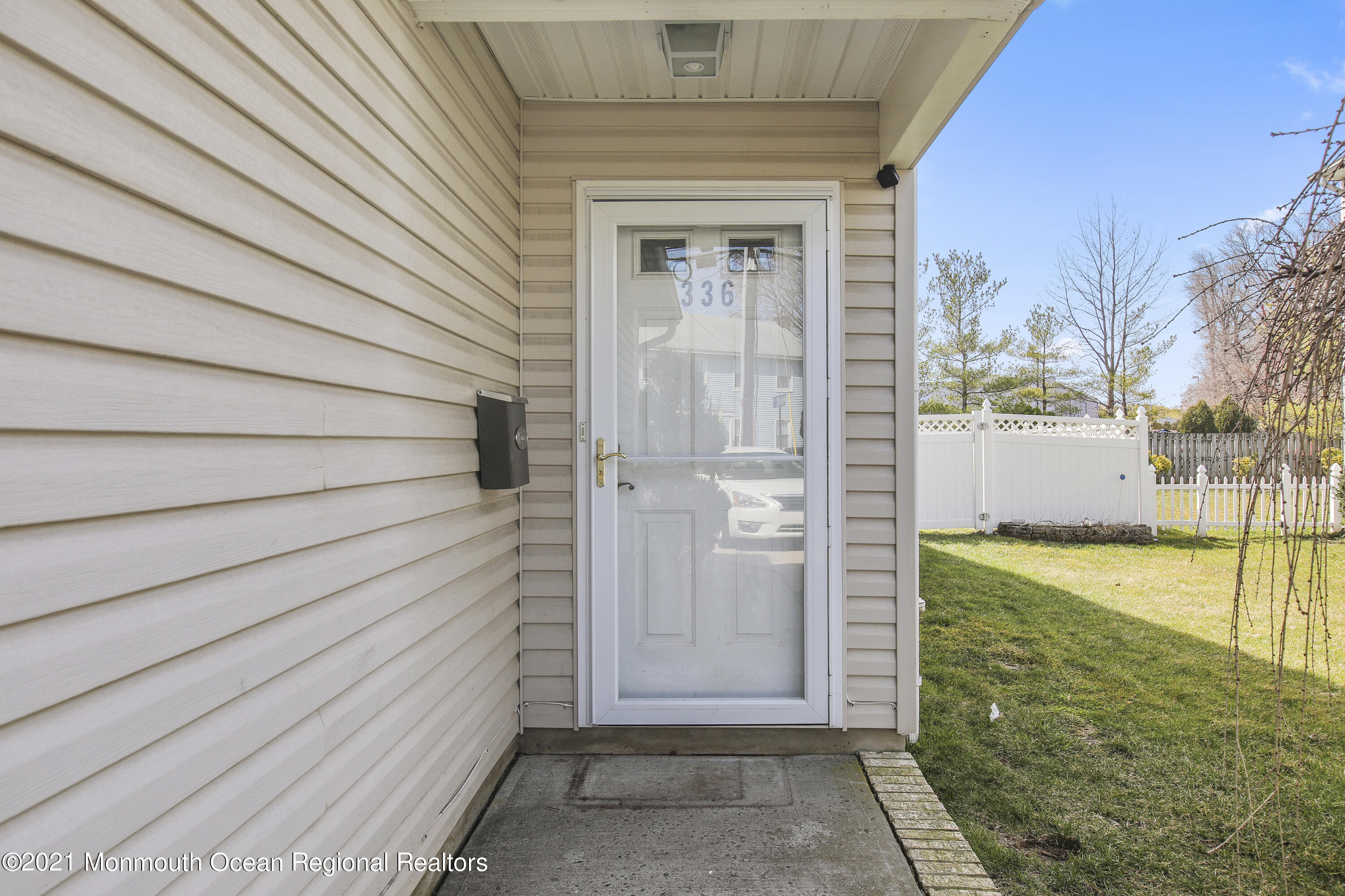 336 Main Street Keyport, NJ 07735 - Photo 4 of 22 5W5A1060