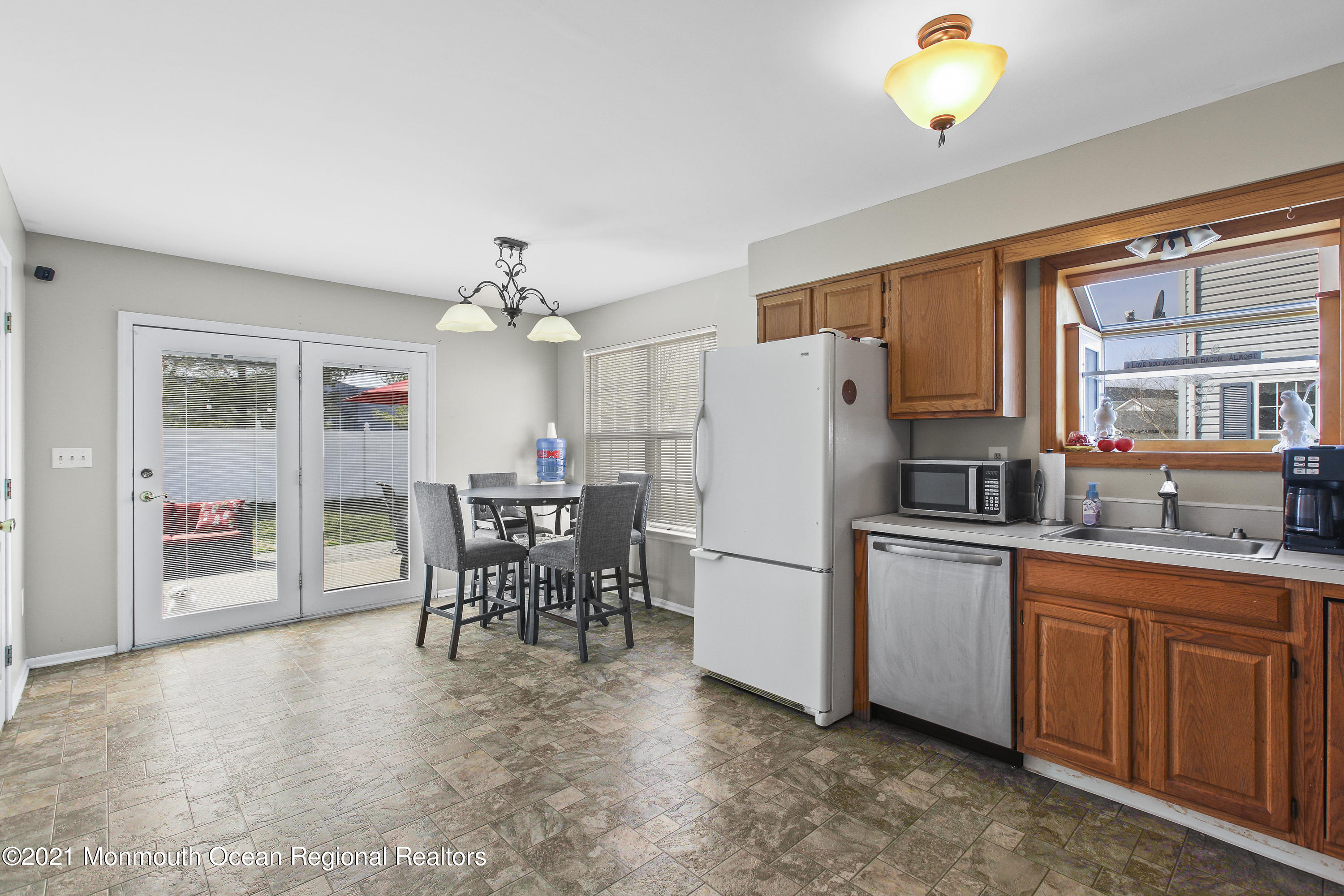 336 Main Street Keyport, NJ 07735 - Photo 8 of 22 5W5A0986