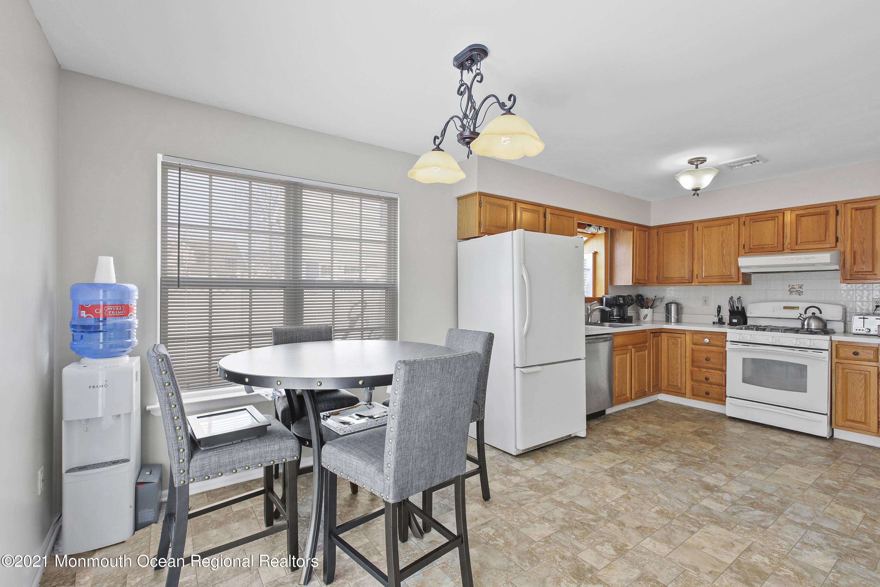 336 Main Street Keyport, NJ 07735 - Photo 9 of 22 5W5A0991