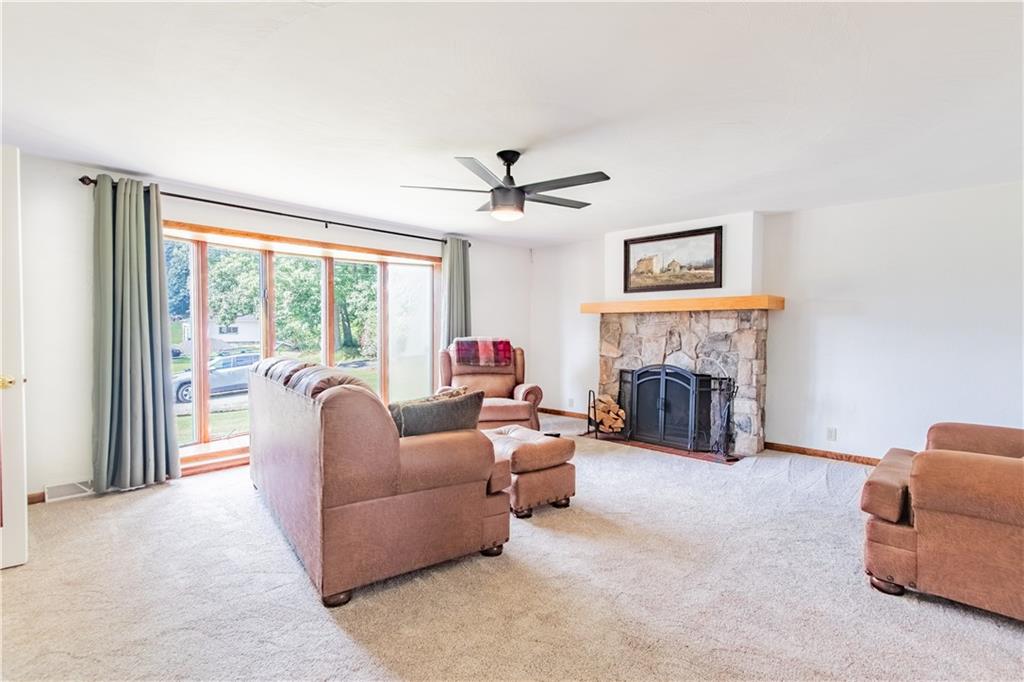 941 Three Degree Road Butler, PA 16002 - Photo 4 of 39