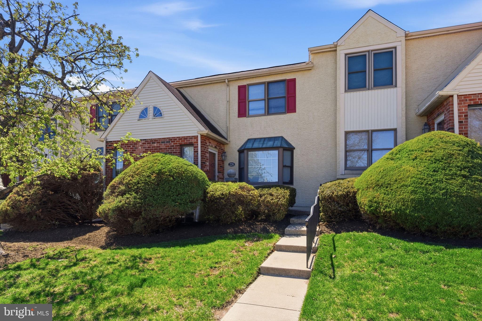 226 Stone Ridge Dr Unit 226  
