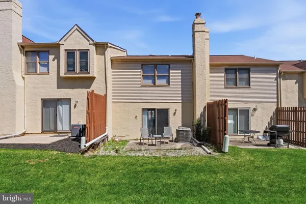 $319,900 | 226 Stone Ridge Drive, Unit 226, Norristown, PA 19403