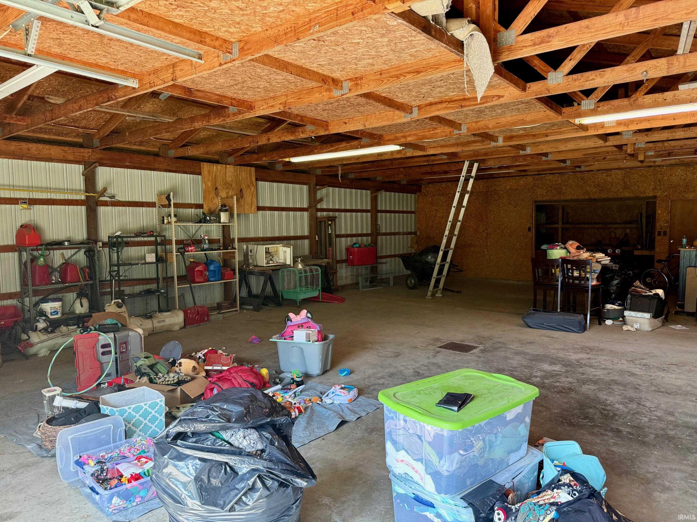 4955 North Old Fort Wayne Road Huntington, IN 46750 - Photo 3 of 14 Gallery Image 3
