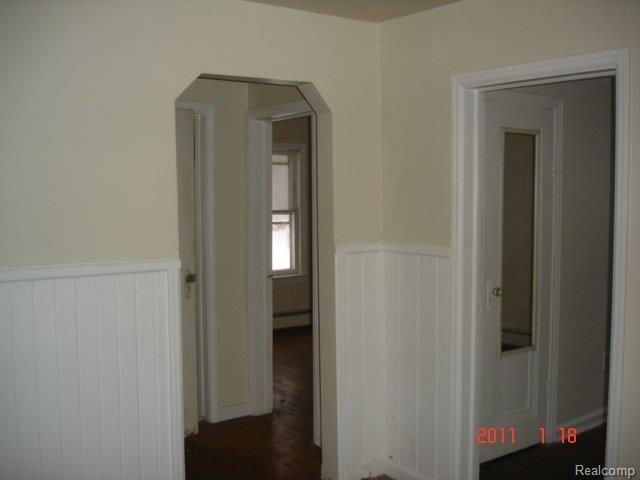 25601 Code Road Southfield, MI 48033 - Photo 4 of 14 DSC07899