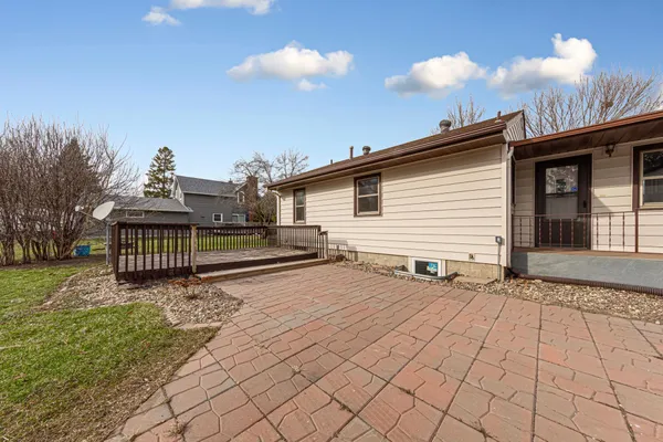 $289,900 | 1235 East Main Street, Mankato, MN 56001