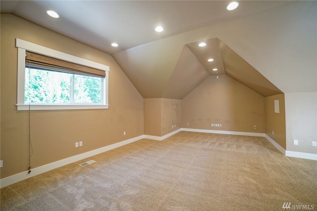 14530 Cavalli Road Southeast Olalla, WA 98359 - Photo 19 of 25 Gallery Image 19