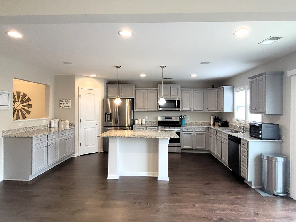 155 Setter Court Sumter, SC 29154 - Photo 14 of 46 Gallery Image 14