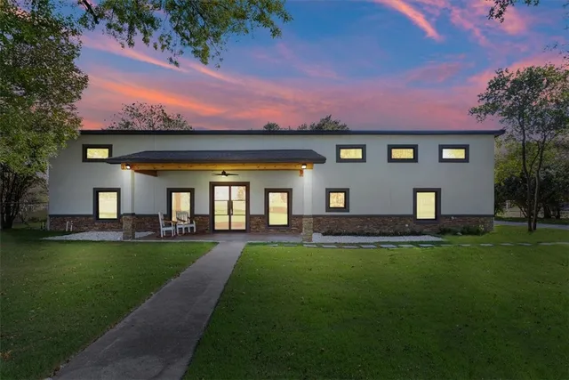 $1,175,000 | 1215 East Stegall Drive, Robinson, TX 76706