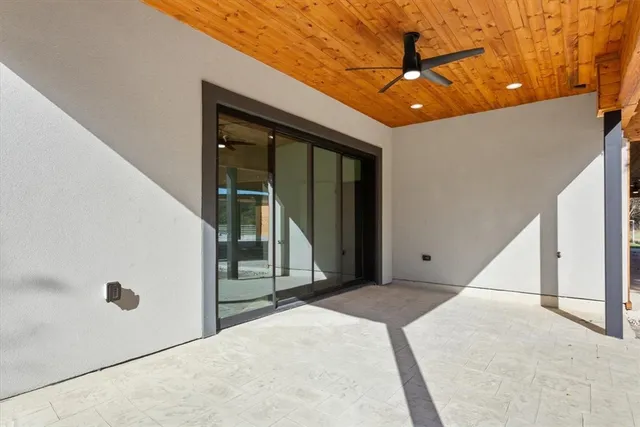 $1,175,000 | 1215 East Stegall Drive, Robinson, TX 76706