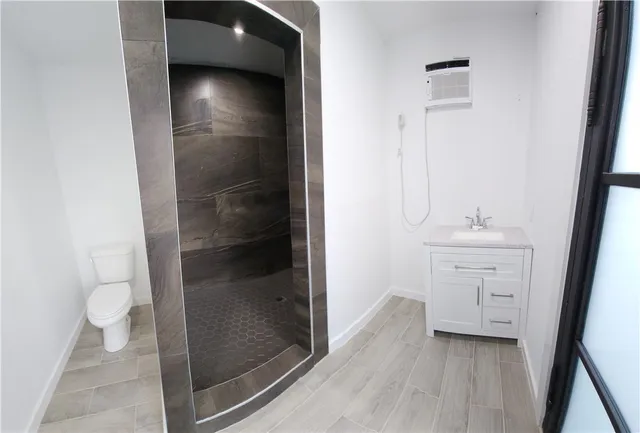 $1,175,000 | 1215 East Stegall Drive, Robinson, TX 76706