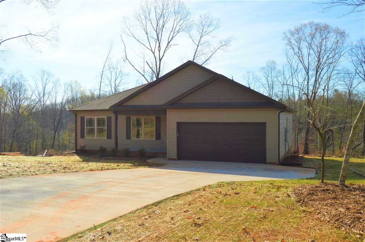 421 Bolding Road Liberty, SC 29657 - Photo 3 of 29
