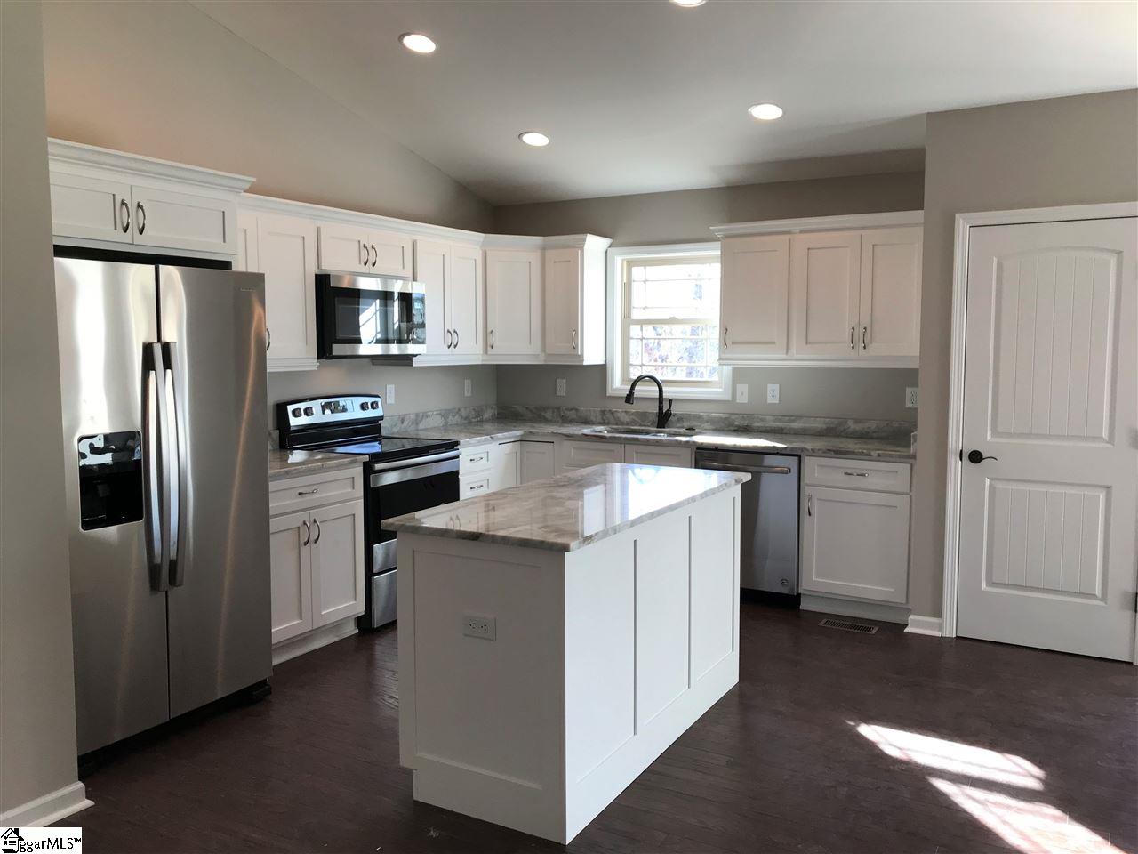 421 Bolding Road Liberty, SC 29657 - Photo 8 of 29