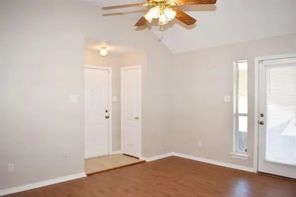 $350,000 | 760-764 Stribling Circle, Azle, TX 76020