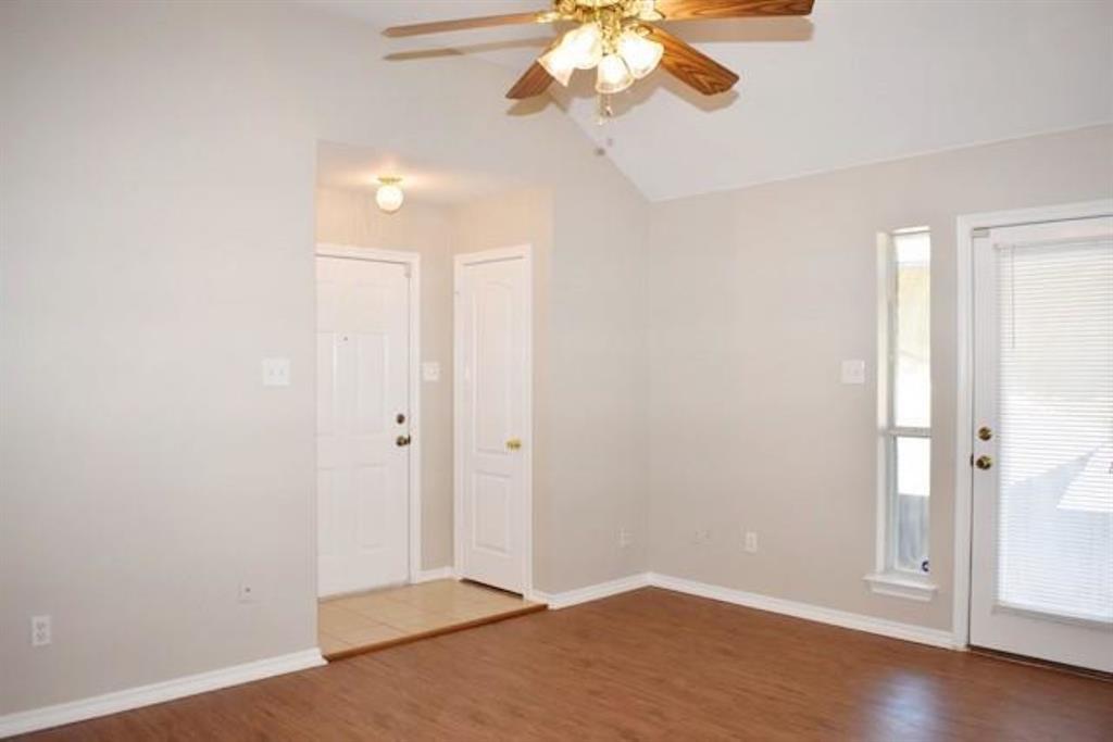 760-764 Stribling Circle Azle, TX 76020 - Photo 15 of 18