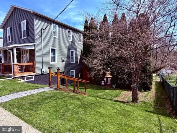 $309,900 | 1526 East Grand Avenue, Tower City, PA 17980