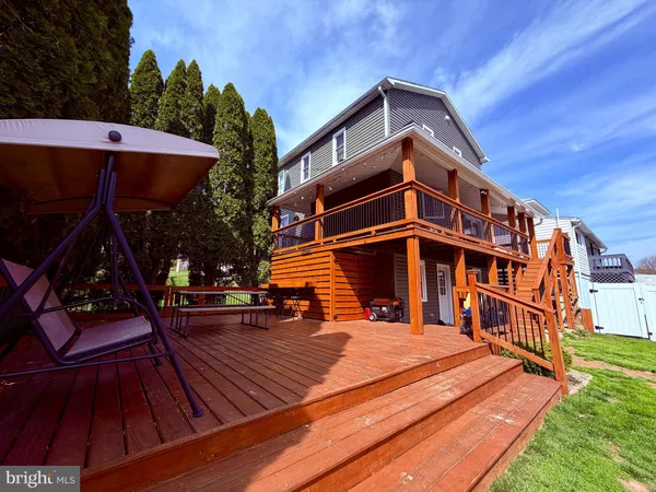 $309,900 | 1526 East Grand Avenue, Tower City, PA 17980