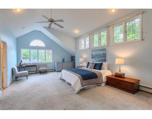 126 Robin Hill Road Chelmsford, MA 01824 - Photo 17 of 30 Gallery Image 17