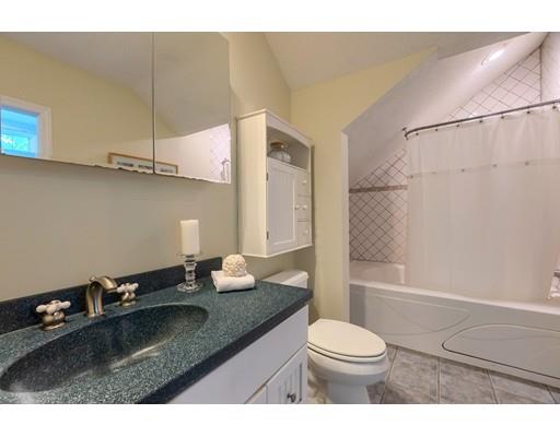 126 Robin Hill Road Chelmsford, MA 01824 - Photo 20 of 30 Gallery Image 20