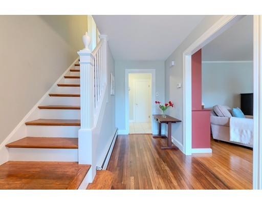 126 Robin Hill Road Chelmsford, MA 01824 - Photo 2 of 30 Gallery Image 2