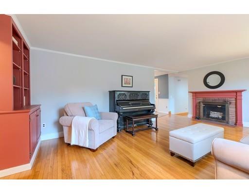 126 Robin Hill Road Chelmsford, MA 01824 - Photo 3 of 30 Gallery Image 3