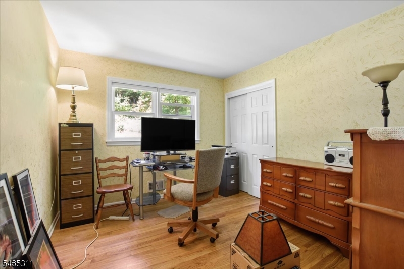 50 Parks Road Denville, NJ 07834 - Photo 13 of 28 Gallery Image 13