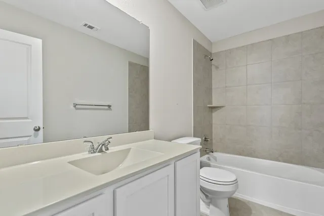 $2,310 | 301 Clearlake Drive, Hutto, TX 78634