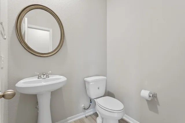 $2,310 | 301 Clearlake Drive, Hutto, TX 78634