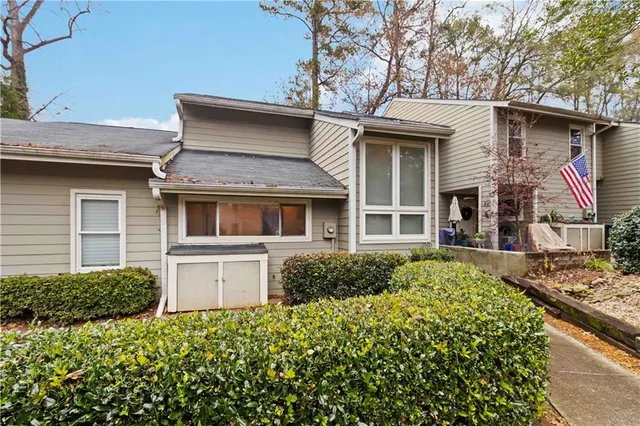 $2,500 | 1960 Variations Drive Northeast, Atlanta, GA 30329