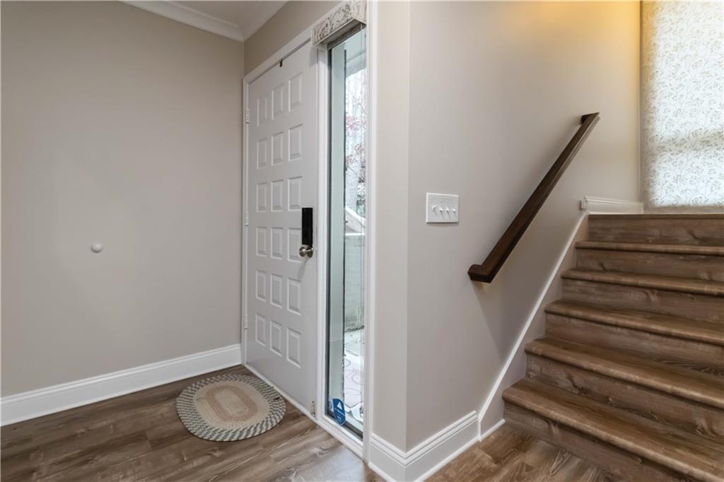 1960 Variations Drive Northeast Atlanta, GA 30329 - Photo 6 of 30